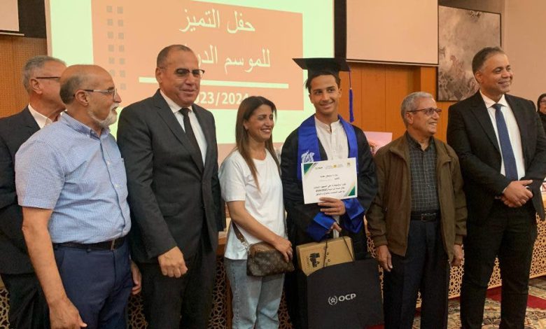 الجديدة تحتفي بأبنائها التلميذات والتلاميذ المتفوقين في الامتحانات الإشهادية