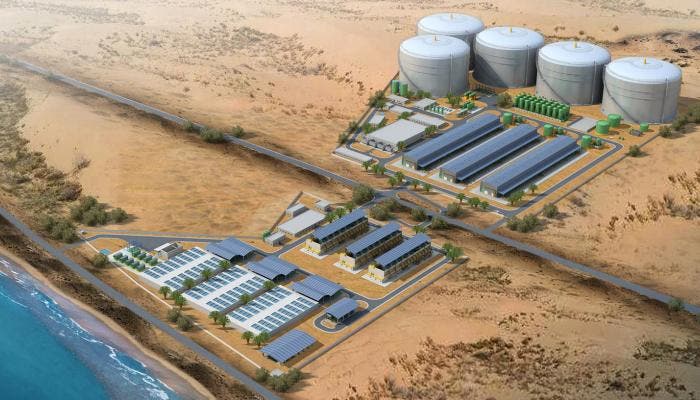 الملك يدعو الى توسعة محطة تحلية مياه البحر بالداخلة