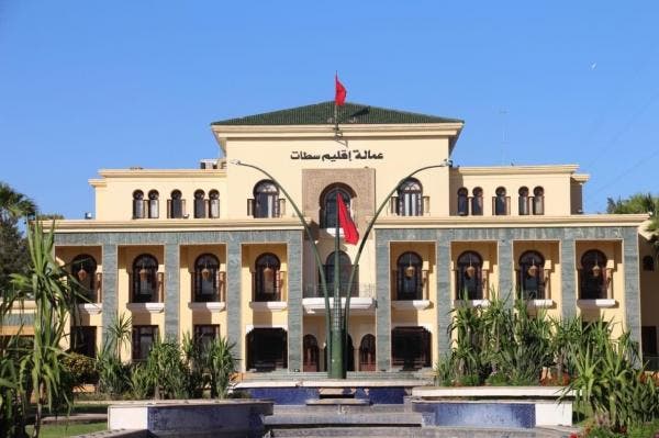 مصلحة “الأبوستيل” بعمالة سطات…أزيد من 30 ألف طلب يعالج سنويا