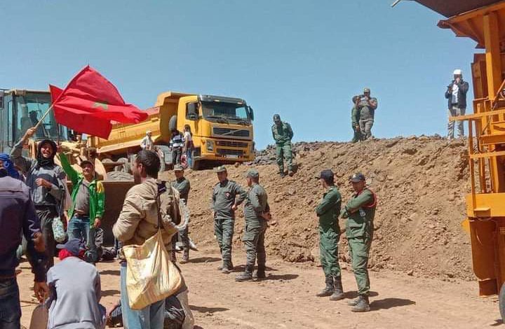 ميدلت .. استغلال شركة صينية لمنجم “بوُزَّال”باعالي إملشيل يخرج الساكنة للاحتجاج