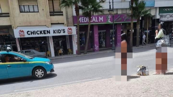 طنجة..فتاة تتجول بـ”لباس كاشف” تعيد نقاش الحريات الى الواجهة