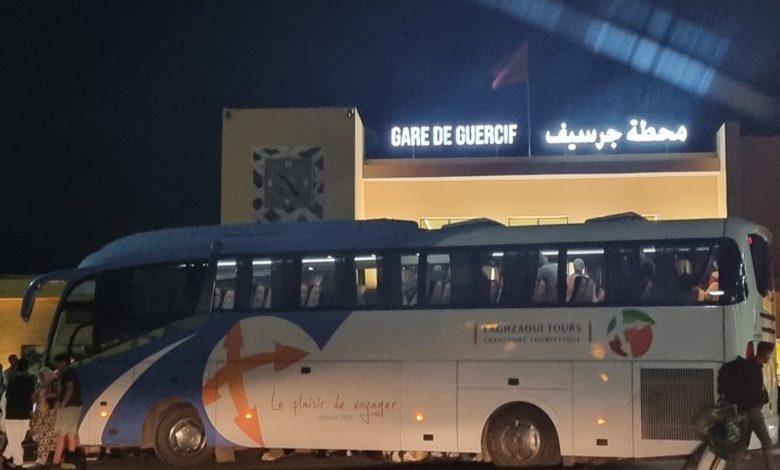 بسبب فيضان واد امسون “oncf” تؤمن رحلات للمسافرين المحاصرين في جرسيف