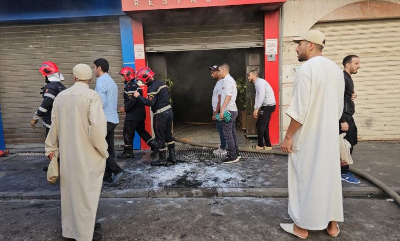 البيضاء.. عطب كهربائي يتسبب في حريق مهول بأشهر “سناك” بمنطقة بيلفيدير (فيديو + صور)