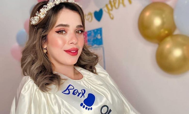 البلوغر رجوى شانيل تهدد بالانتحار