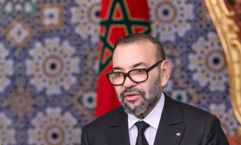 الملك يترأس مجلسا للوزراء