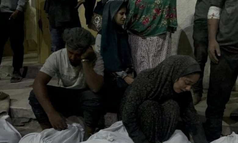 حرب غزة بيومها الـ380 .. تكثيف القصف وتشديد الحصار