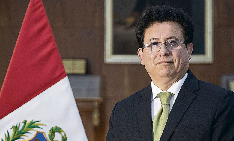 وزير بالبيرو يستهجن مزاجية الرئيس حيال قضية الصحراء المغربية