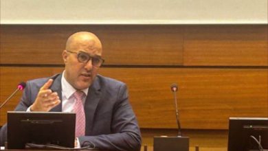 ناشط صحراوي يدعو لتحميل الجزائر مسؤولية انتهاكات حقوق الإنسان في تندوف