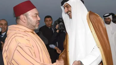 الملك محمد السادس يتصل بتميم ويؤكد تضامن المغرب مع قطر