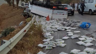 تارجيست.. 3 إصابات جراء سقوط شاحنة محملة بالملح بمنعرج الموت