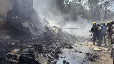 حادث تحطم الطائرة الهندية .. الشرطة تستبعد وجود ناجين