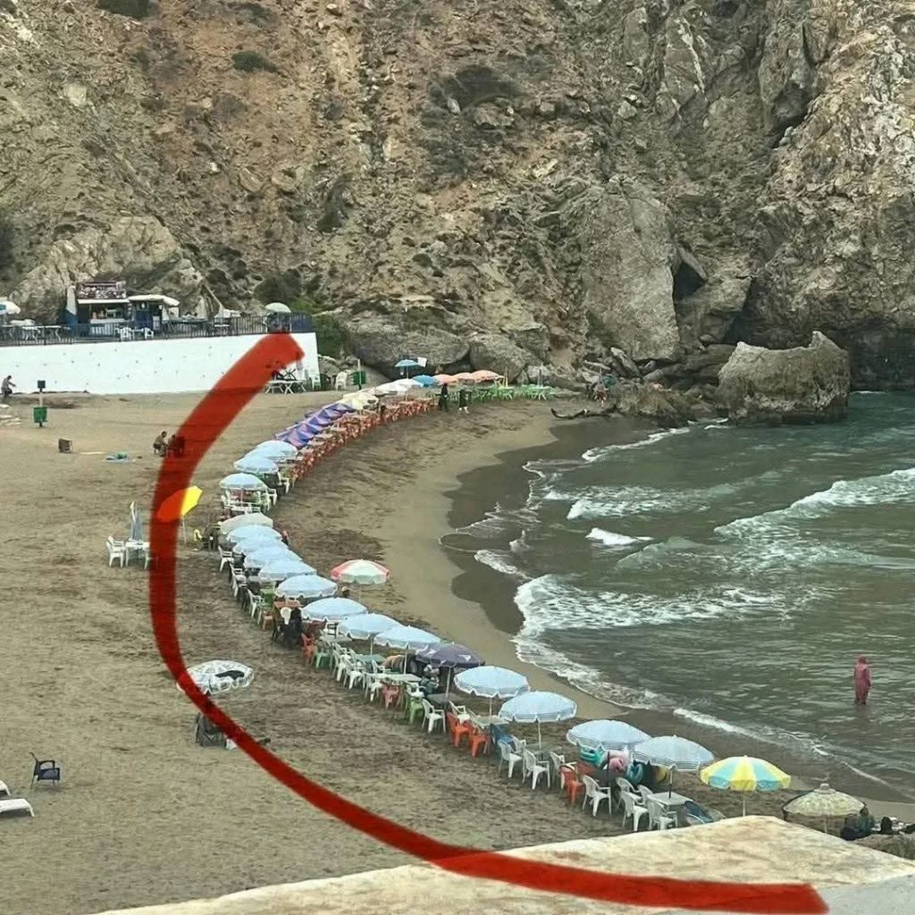 الحسيمة.. سلطات امزورن تتحرك لتحرير شاطئ "أرمود" من قبضة الاستغلال العشوائي