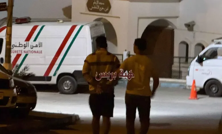 طنجة.. توقيف 4 شبان وفتاة داخل شقة مفروشة يُشتبه في استغلالها في الدعارة (صور)