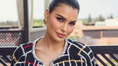 زوجة رئيس “الفيفا” تتألق بقلادة مميزة من توقيع مريم الأبيض تجسد خريطة المغرب (صورة)