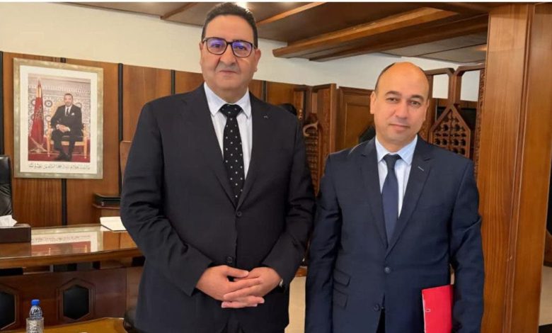 لقاء رسمي جمع وزير النقل والتجهيز، عبد الصمد قيوح، برئيس مجلس جماعة تازة، منير شنتير