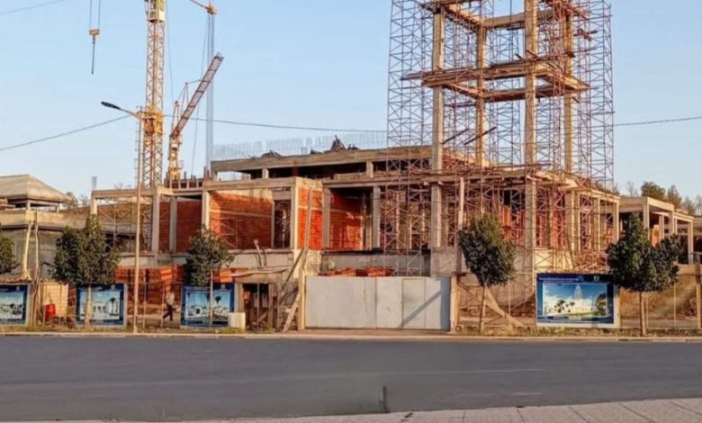 جرادة .. مصرع عامل جراء سقوطه في ورش بناء
