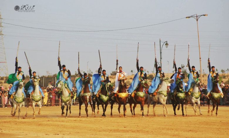أكادير تختتم مهرجان الصحراء الدولي بحضور جماعيري تجاوز 50 ألف زائر