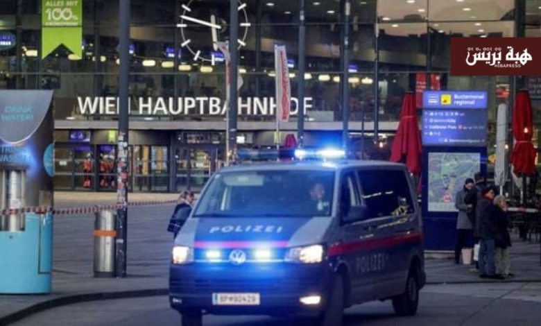 النمسا.. اعتقال جزائري تشبث بقطار سريع أثناء انطلاقه