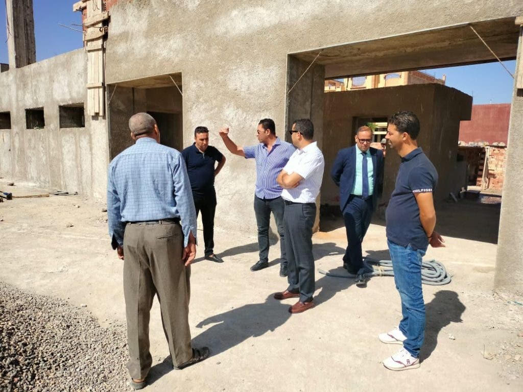 وجدة .. رئيس جهة الشرق يقوم بزيارة تفقدية للاطلاع على مرافق رياضية قيد الإنجاز