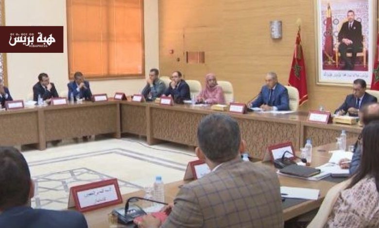 العيون تحتضن اجتماع تقديم نتائج المخطط الجهوي للساحل