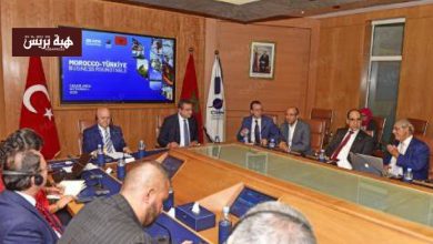 المغرب وتركيا يبحثان فرص الاستثمار وتعزيز التعاون الصناعي