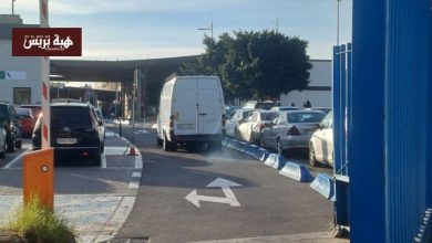 المغرب يقطع الطريق على أحزاب اليمين الإسباني ويعيد فتح جمارك مليلية المحتلة
